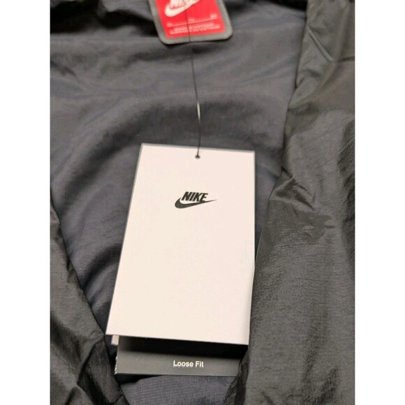 Nike Tech Woven Vest Mens XL Black Loose Fit Insulated Puffer Nylon HM4262-010 - Picture 4 of 9